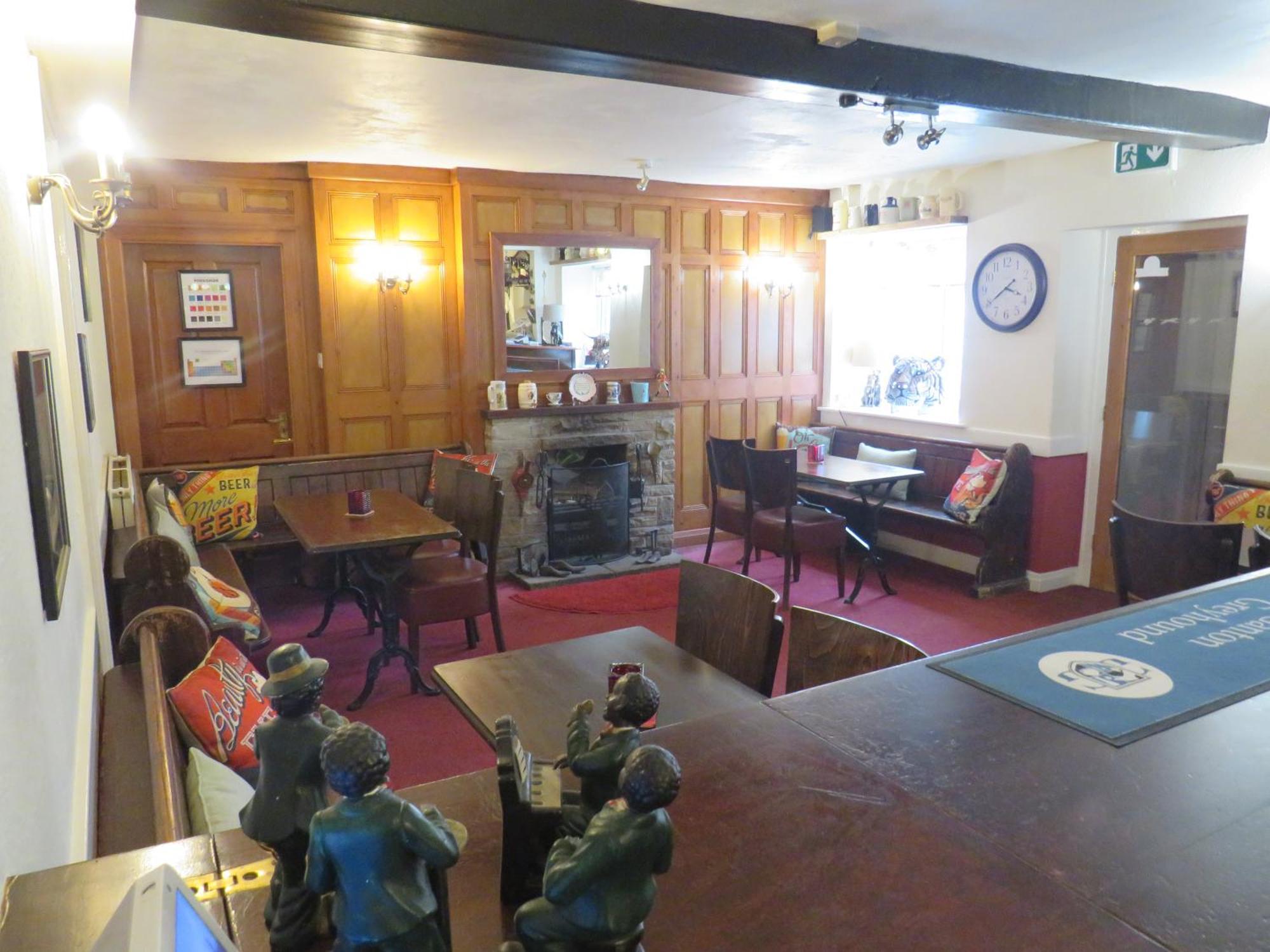 Ganton Greyhound Inn Exterior photo